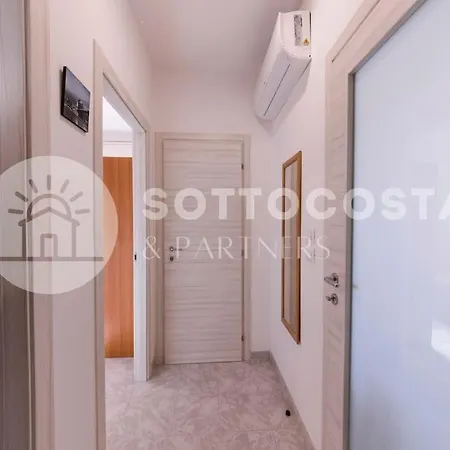 Ancora Flat - *